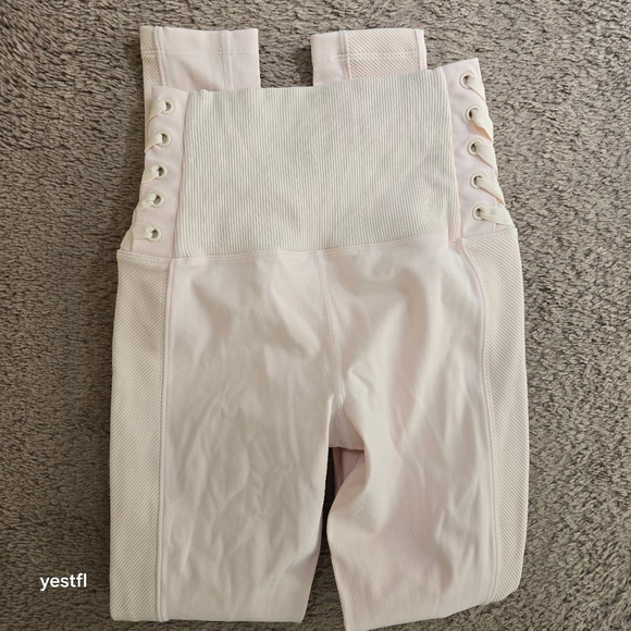 Free People FP movement Leggings XSmall light Pink Before You Go - Picture 4 of 5